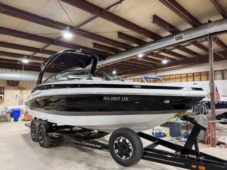 2022 Crownline 255 SS - Arch US-KIS88005H122 [photo 1]